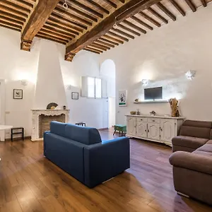 Incantevole Banchi Di Sopra Siena